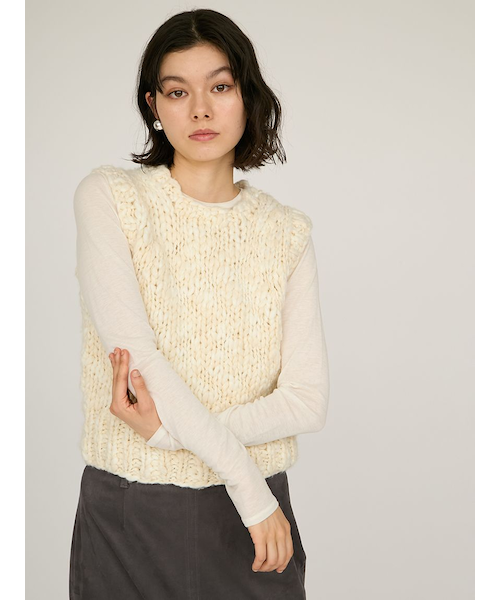 ウールミックスハンドニットベスト｜エミの通販｜&mall（アンドモール