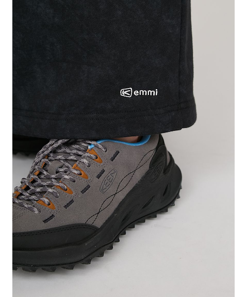 emmi×KEEN】JASPER ZIONIC｜エミの通販｜&mall（アンドモール）三井