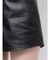 フェイクレザーショートパンツ