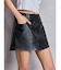 フェイクレザースカートライクショートパンツ