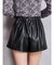 フェイクレザーレイヤーショートパンツ