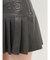 スリットフェイクレザープリーツスカートライクショートパンツ