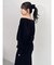 【吉田朱里】タックスリーブオフショルスウェット ※BLACK WEB限定カラー