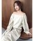 【吉田朱里】タックスリーブオフショルスウェット ※BLACK WEB限定カラー