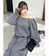 【吉田朱里】タックスリーブオフショルスウェット ※BLACK WEB限定カラー