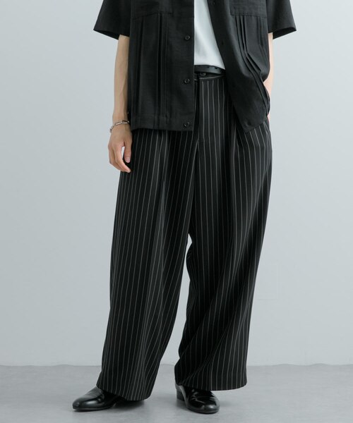 NVRFRGT ピンストライプ ツータック スラックス