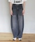 YENN　CURVED SEAM DENIM PANTS