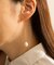 SMELLY so’　pearl chain pierce gld