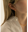SMELLY so’　baroque pearl bar pierce