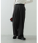 ルーズタックスラックス