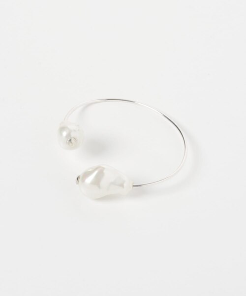 mounir Shell pearl bangle|アーバンリサーチの通販|&mall mounir Shell pearl bangle|アーバンリサーチの通販|&mall