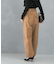 タックカーブパンツ