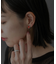 SMELLY so’　carnelian oval earring