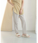 illi　ワンタックスリムテーパードパンツ