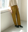 illi　ワンタックスリムテーパードパンツ