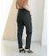 illi　ワンタックスリムテーパードパンツ