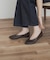 Vカットパンプス