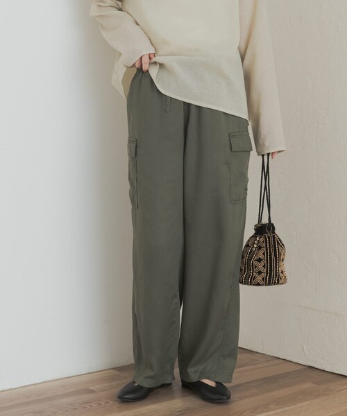 美品✨コグザビッグスモーク　イージーカーゴパンツ　カーキ イージーカーゴパンツ｜アーバンリサーチの通販｜&mall（アンドモール