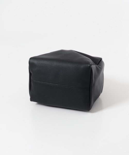 【美品】AULENTTI　puff cube bag AULENTTI puff cube bag｜アーバンリサーチの通販｜&mall（アンド