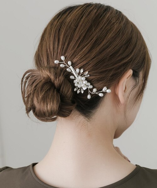 フラワーモチーフパールヘアクリップ｜アーバンリサーチの通販