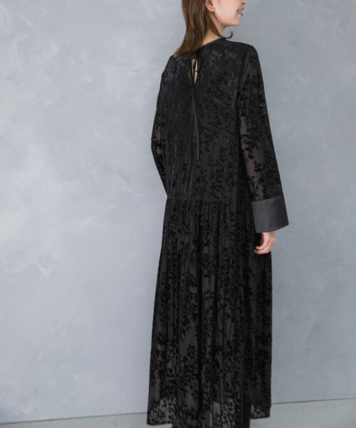 最終値下げ⭐️23区 ⭐️Ville de Parisプリントティアードワンピース シティプリントワンピース/マルチ | DRESS | OBLI