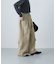 Two-tuck easy pants