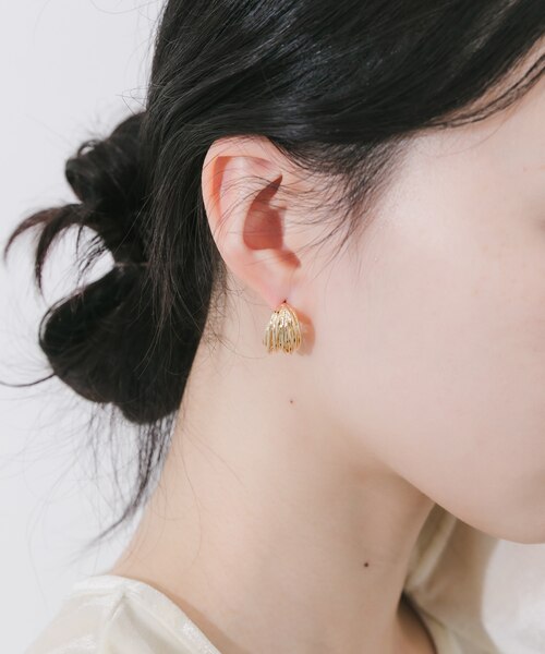 レイヤードラインフープピアス｜アーバンリサーチの通販｜&mall