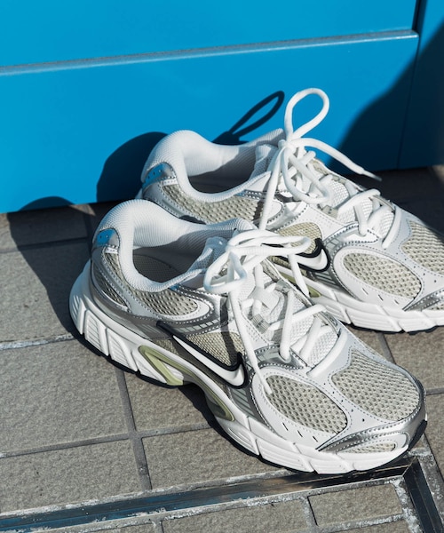 Nike V5 RNRランニングシューズ シルバー/ホワイト NIKE V5 RNR｜アーバンリサーチの通販｜&mall（アンドモール）三井