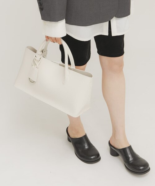 チャーム付きワイドボックスBAG｜アーバンリサーチの通販｜&mall