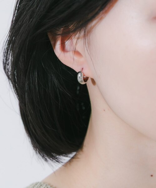 ステンレスプックリミニフープピアス｜アーバンリサーチの通販｜&mall