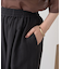 リラックスタックパンツ