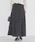 サテンフレアスカート