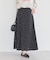 サテンフレアスカート