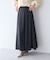 サテンフレアスカート