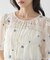 【前後2WAY】フラワー刺繍シャーリングブラウス