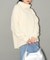ケーブル編みハイネックニット