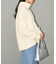 ケーブル編みハイネックニット