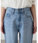 カーブデニムパンツ