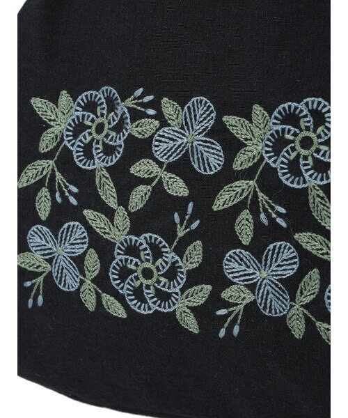 サマンサモスモス　刺繍がま口バッグ　グリーン　マカベアリス　ショルダーバッグ サマンサ モスモス Samansa Mos2 【マカベアリス×Samansa Mos2】刺繍