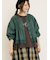 ランダム刺繍入りブラウス