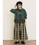 ランダム刺繍入りブラウス