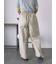 ボタンアジャストパンツ