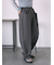 ボタンアジャストパンツ