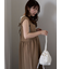 Vネックノースリーブワンピース