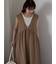 Vネックノースリーブワンピース