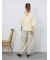 Vネックフリルブラウス