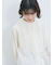 ピンタックブラウス