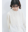 ピンタックブラウス