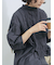 ピンタックブラウス