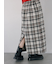 チェック柄スカート